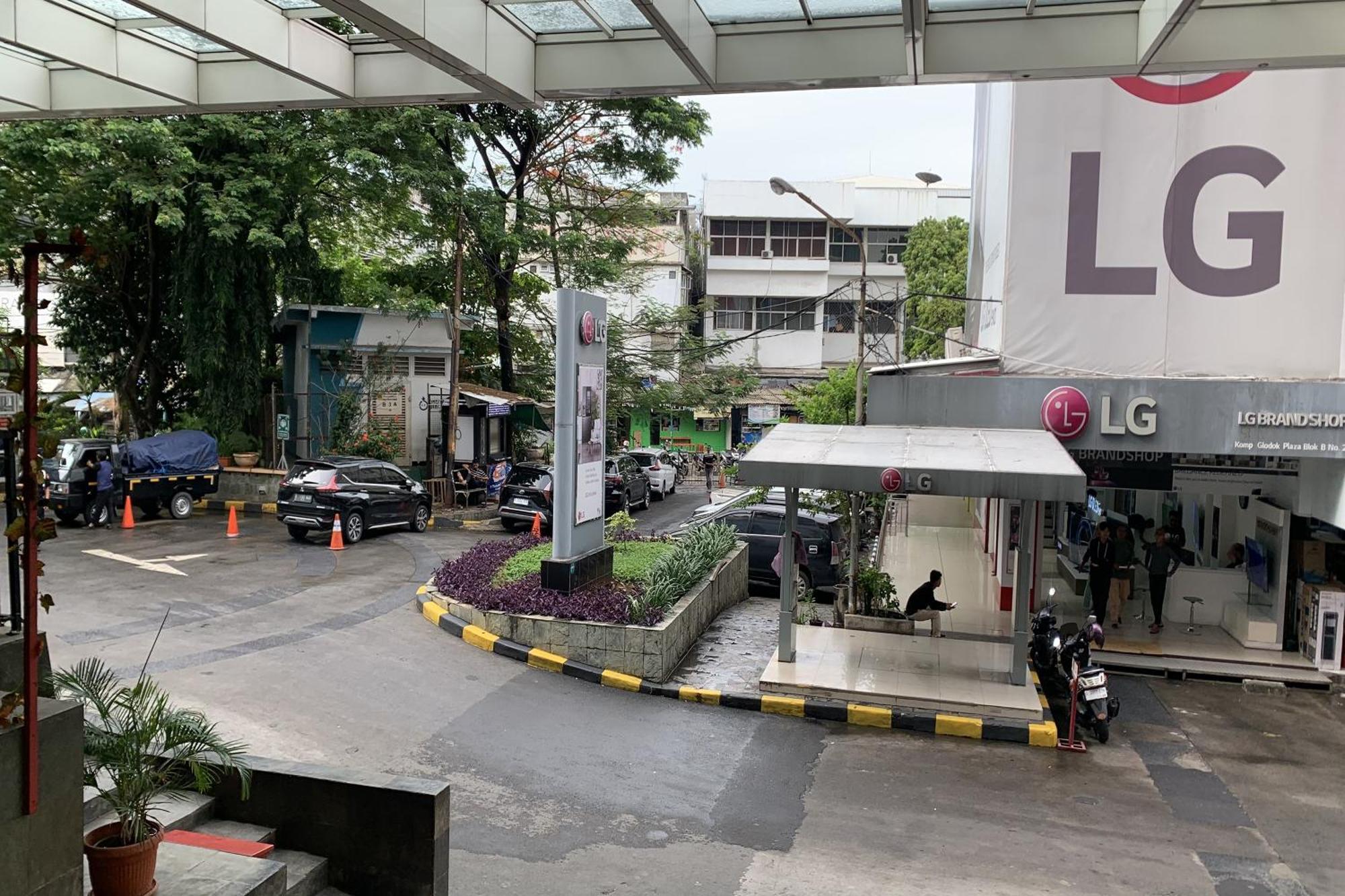 Hotel Glodok Plaza Jakarta Exterior photo