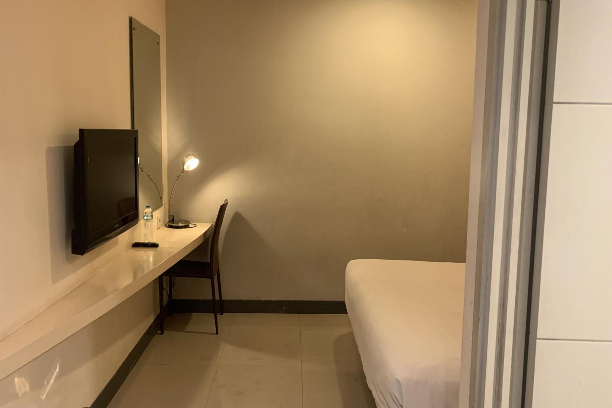 Hotel Glodok Plaza Jakarta Exterior photo