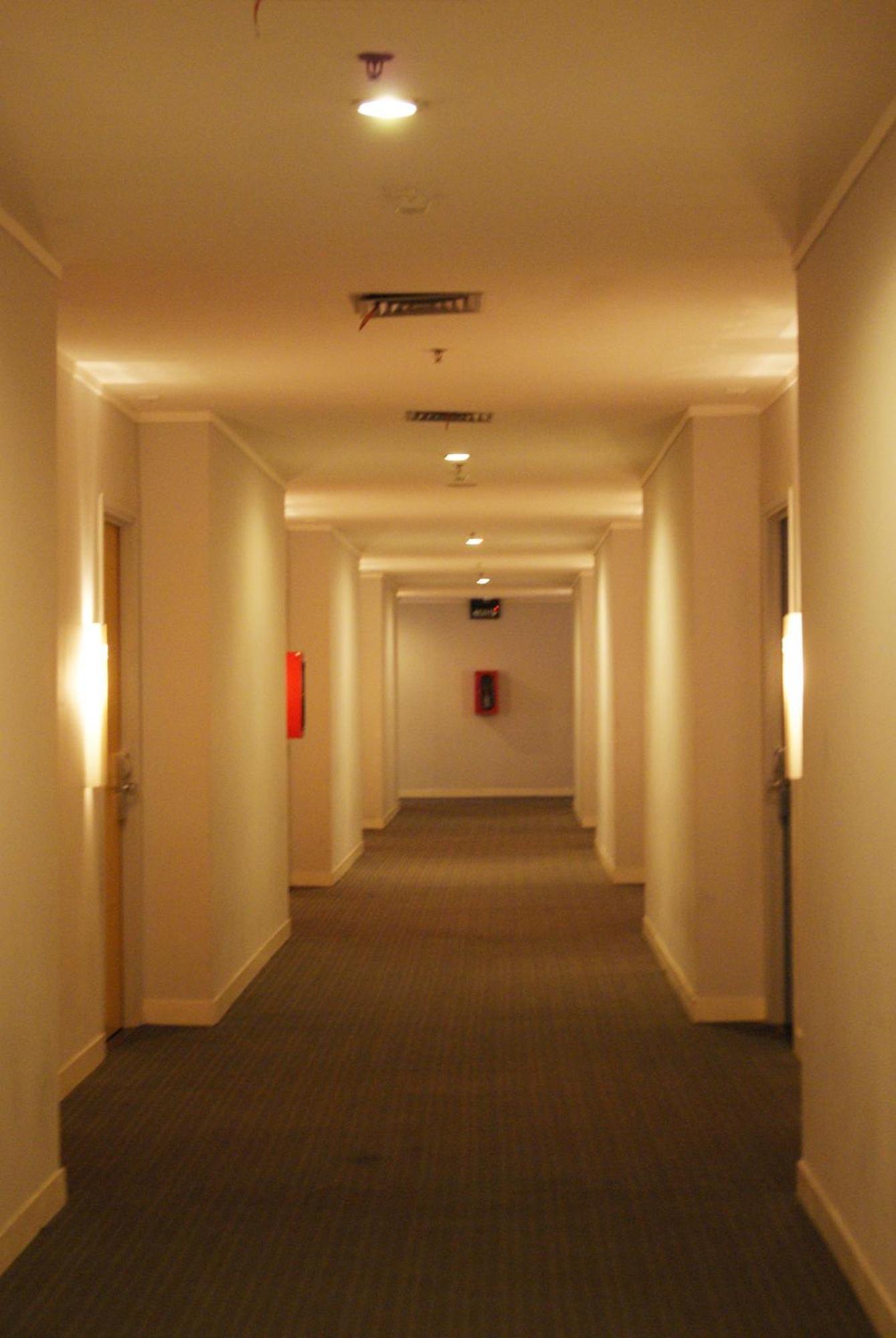 Hotel Glodok Plaza Jakarta Exterior photo